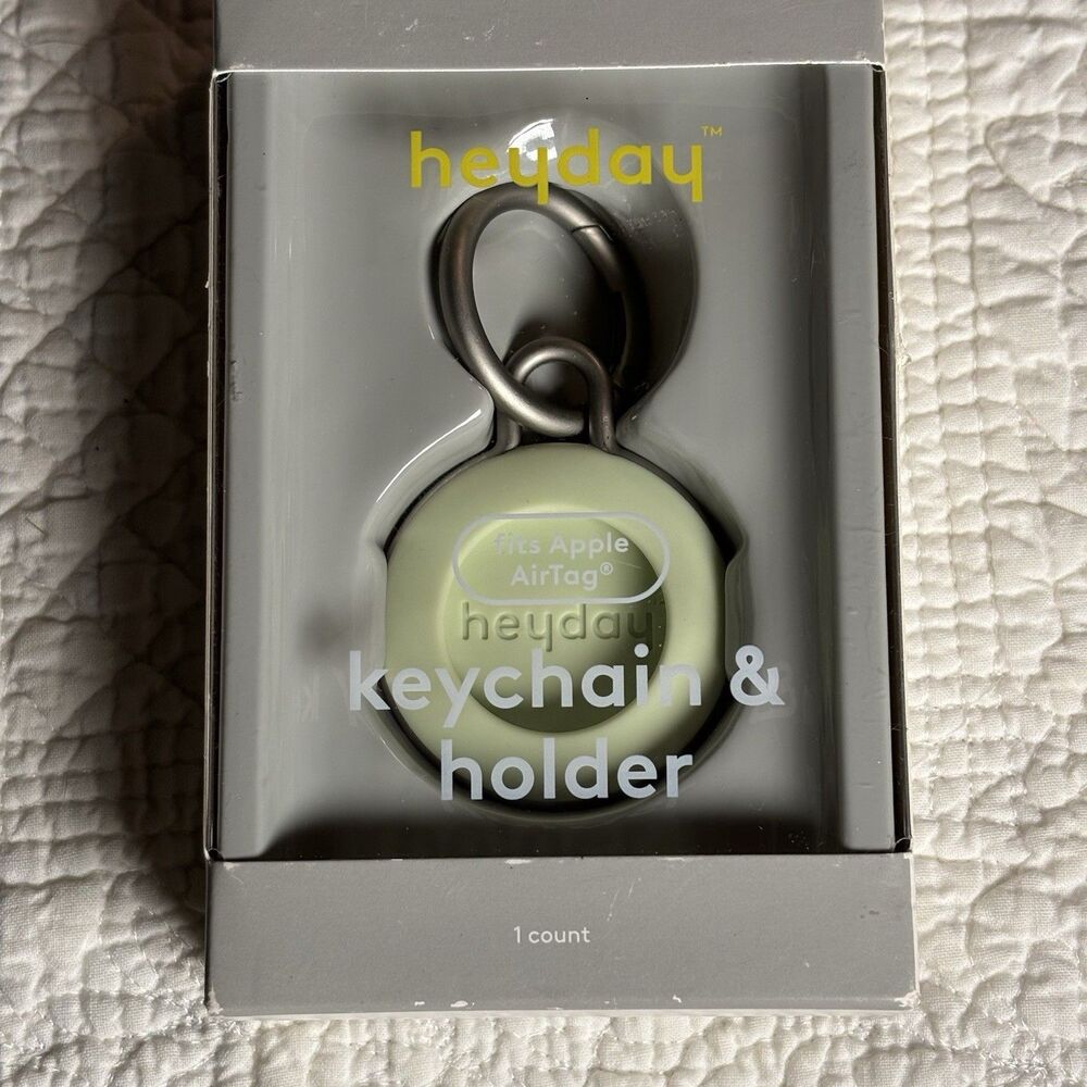 AirTag Holder Case with Keychain